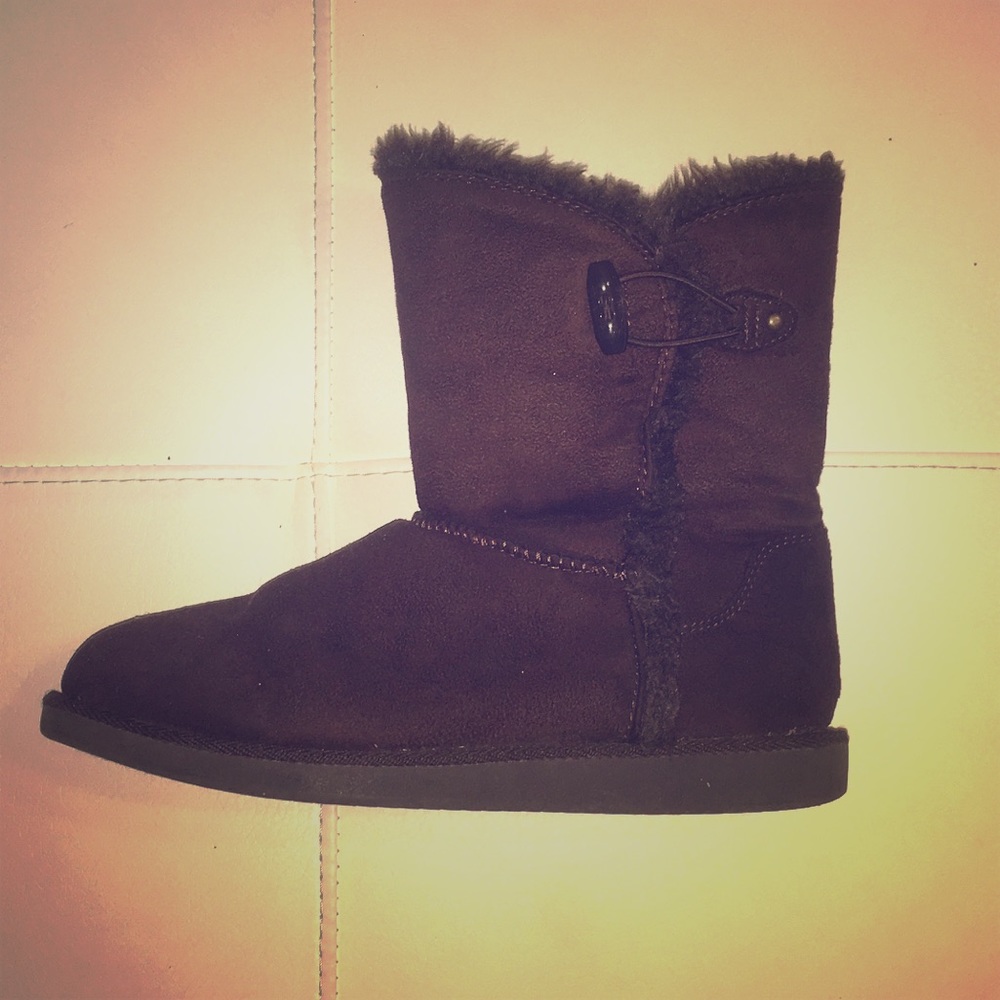 Brown Winter Boots. Size:8