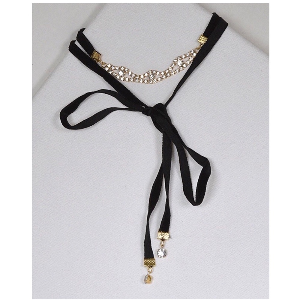 Blck&GoldTie Chocker🌻