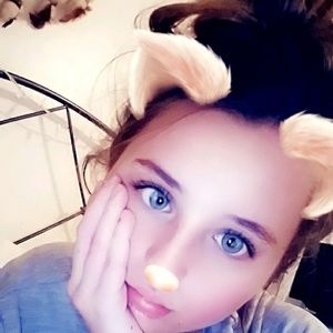 Meet your Posher, Kaydine