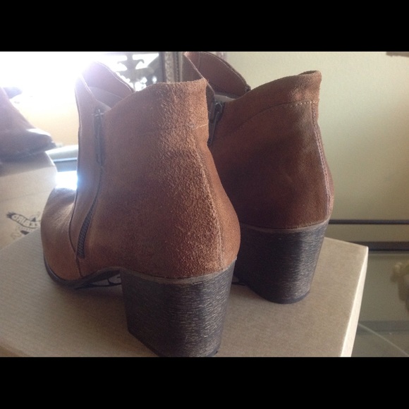 Freebird by Steven Rock Cognac Suede Boot - Picture 2 of 6