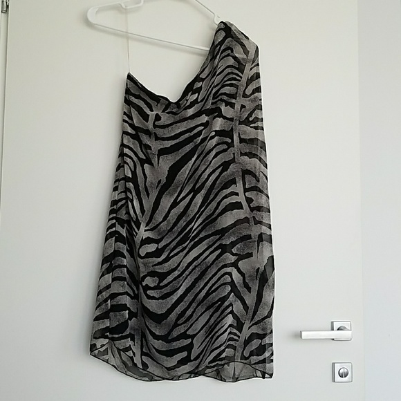 Zebra Dress - Picture 5 of 6