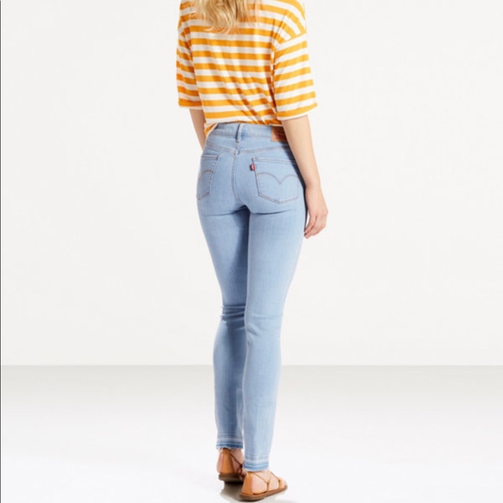 Levi's 311 Shaping Skinny