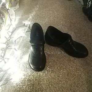 Work shoes or casual