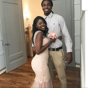 Bridesmaid dress worn once on August 3rd 2017