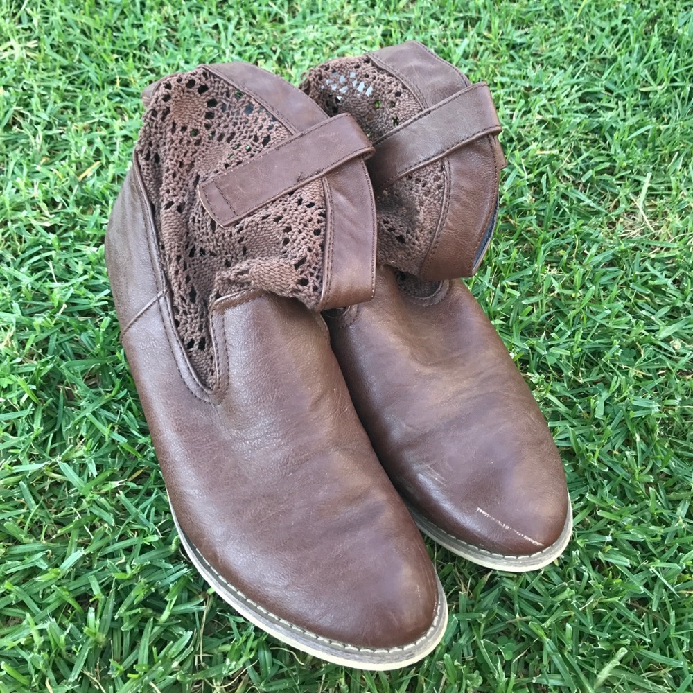 Tan • Ankle • Cowboy Boots