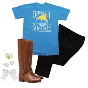 🔴MOVING SALE🔴 Preppy Salty Dog Cafe Tee