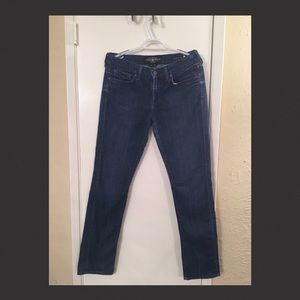 Lucky brand sweet and straight dark wash - 10/30