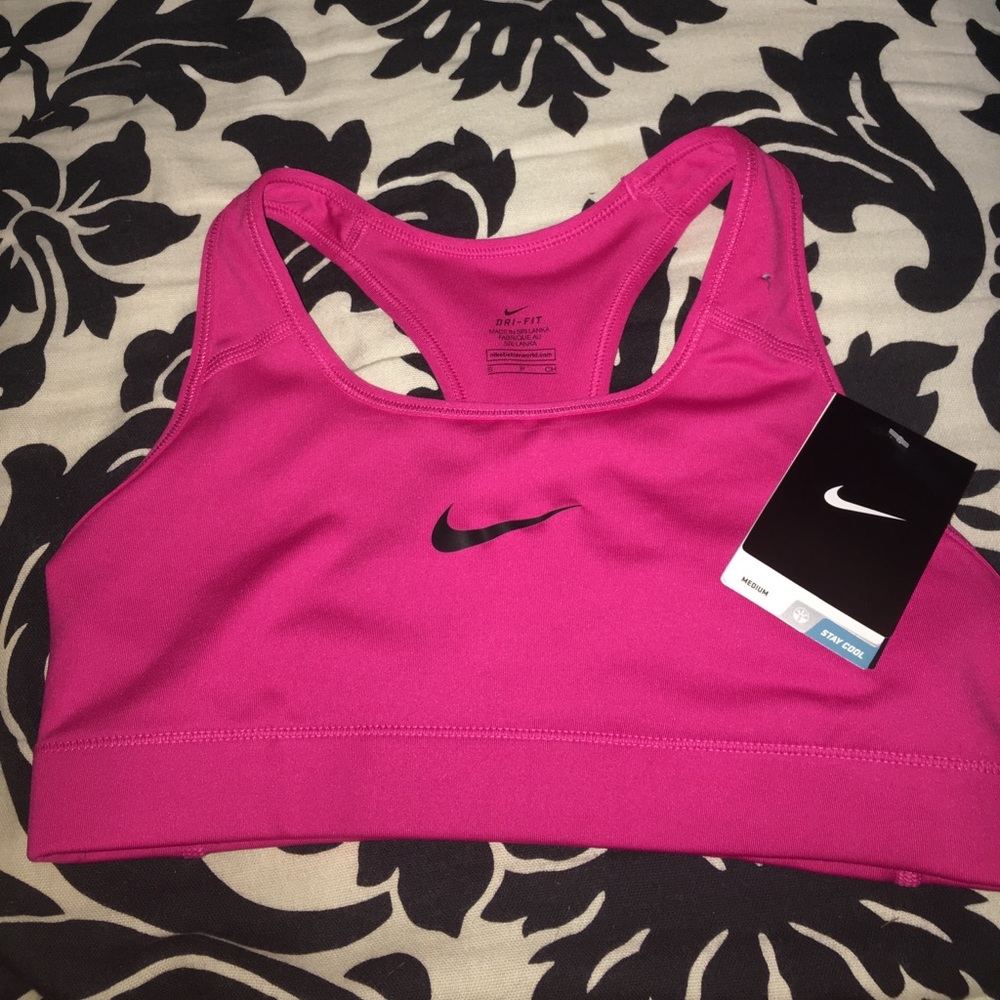 Nike sports bra