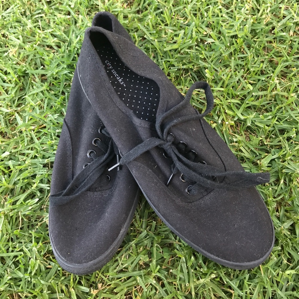 City Sneaks • Black • Sneakers