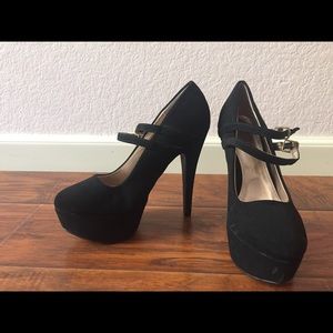 Black Platform Pumps High Heels