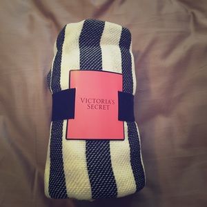 NWT Victoria's Secret Blanket / Beach Towel