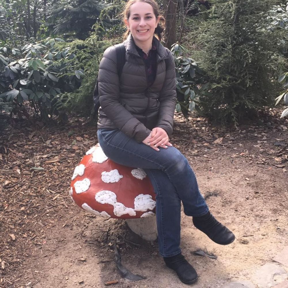 Meet your Posher, Lorianna
