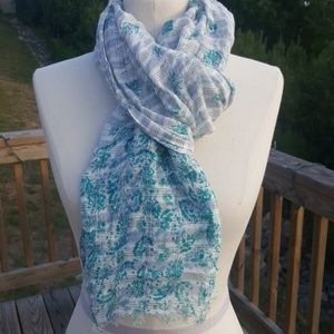 LOFT scarf