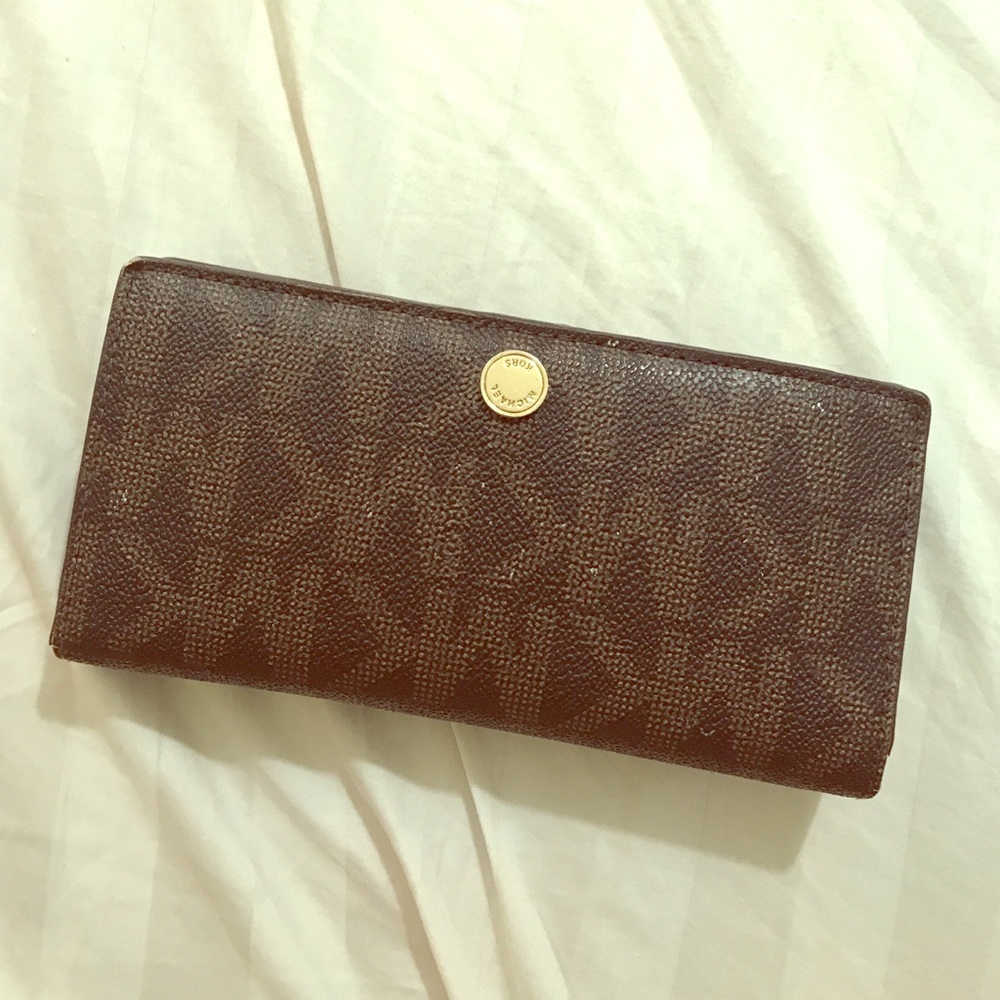 Michael Kors wallet