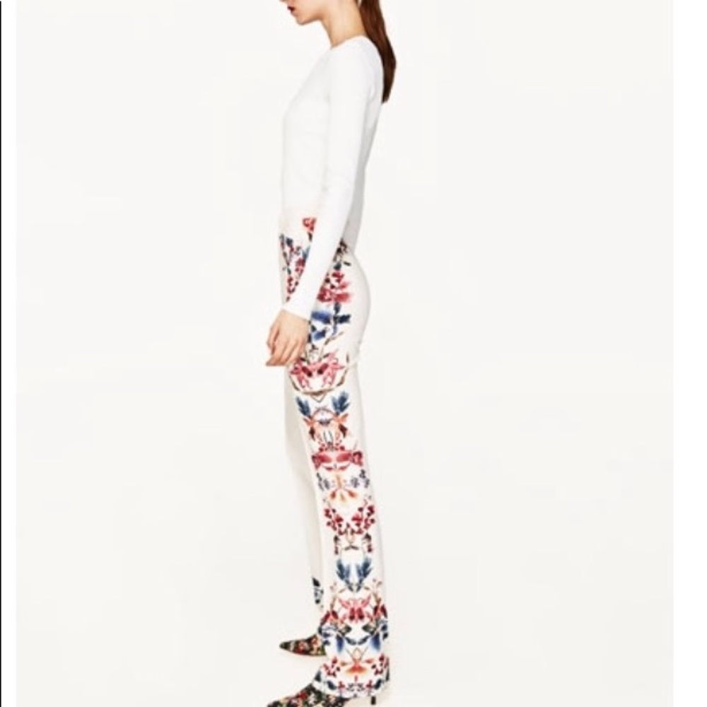 NWT ZARA FLORAL SIDE PRINT FLARED TROUSERS - Picture 3 of 5