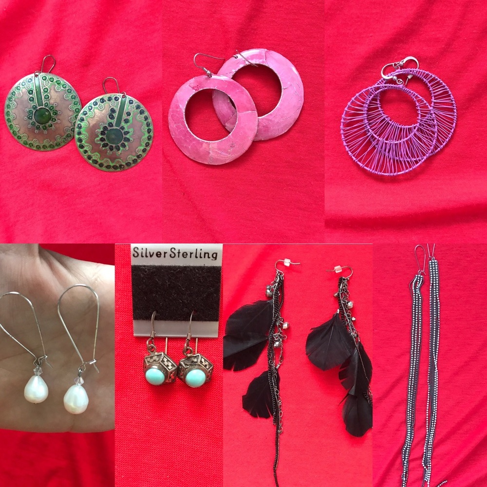 Costume Jewelry-- 7 Pairs of Earrings
