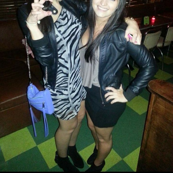 Taupe Crop Top - Picture 2 of 5