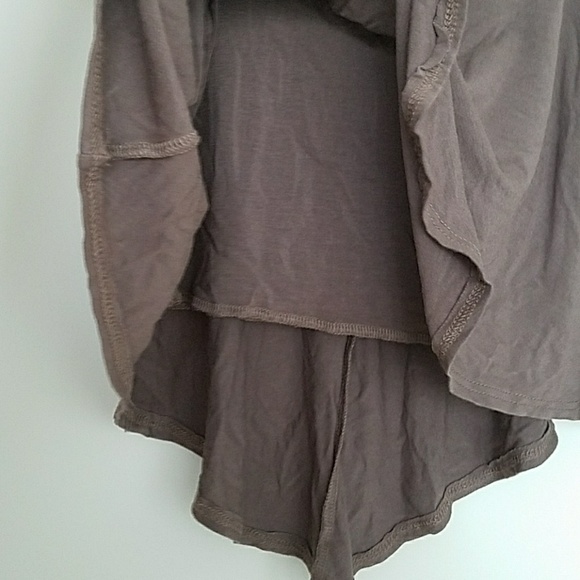 Taupe Crop Top - Picture 4 of 5