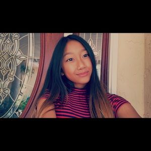 Meet your Posher, Alexis