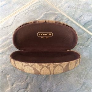 Signature COACH Sunglasses Case