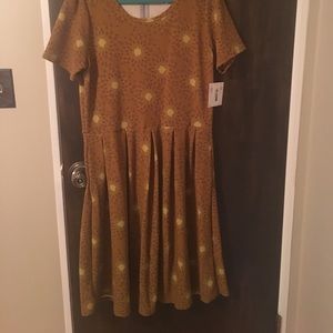 Lularoe Amelia with tags