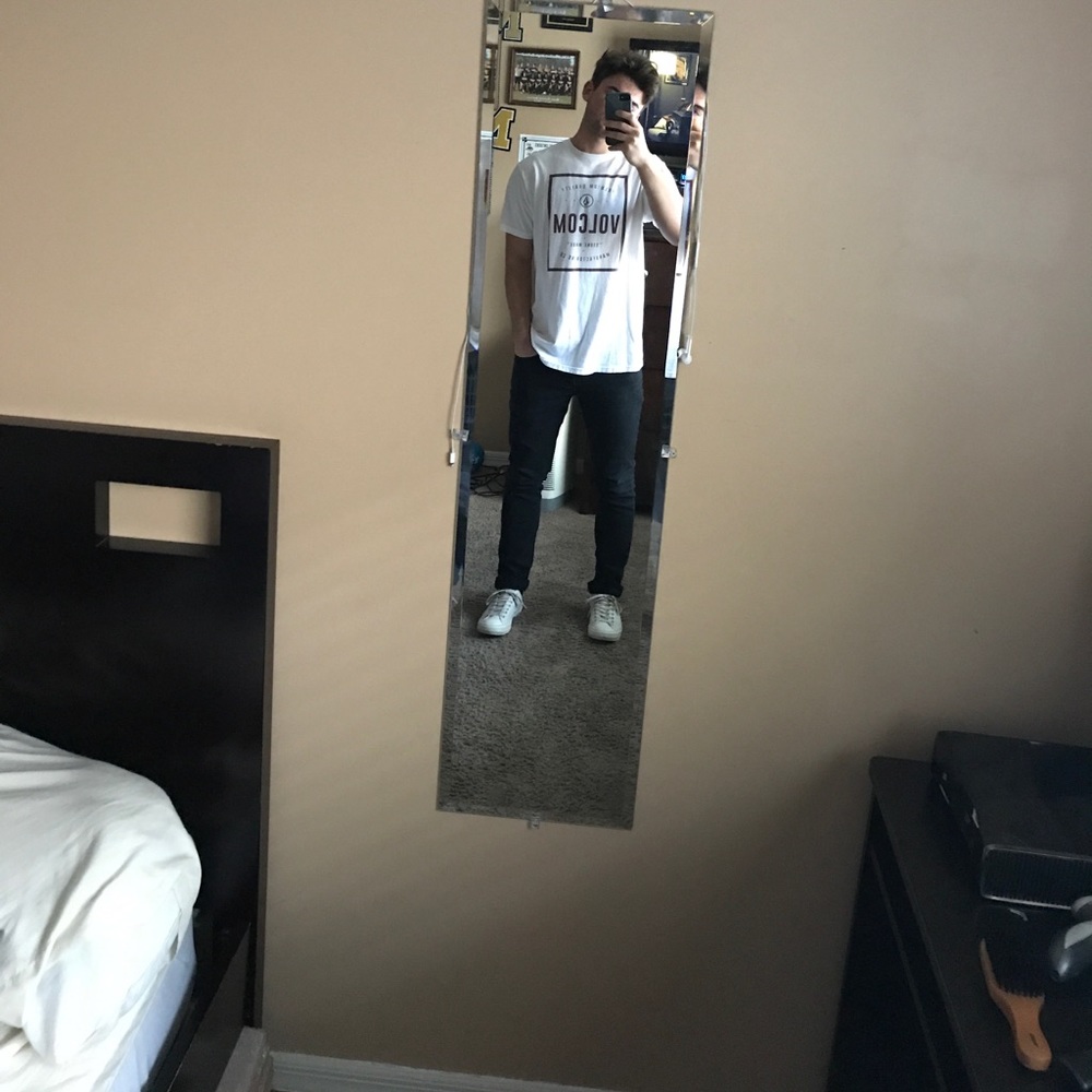 Men's Volcom graphic tee