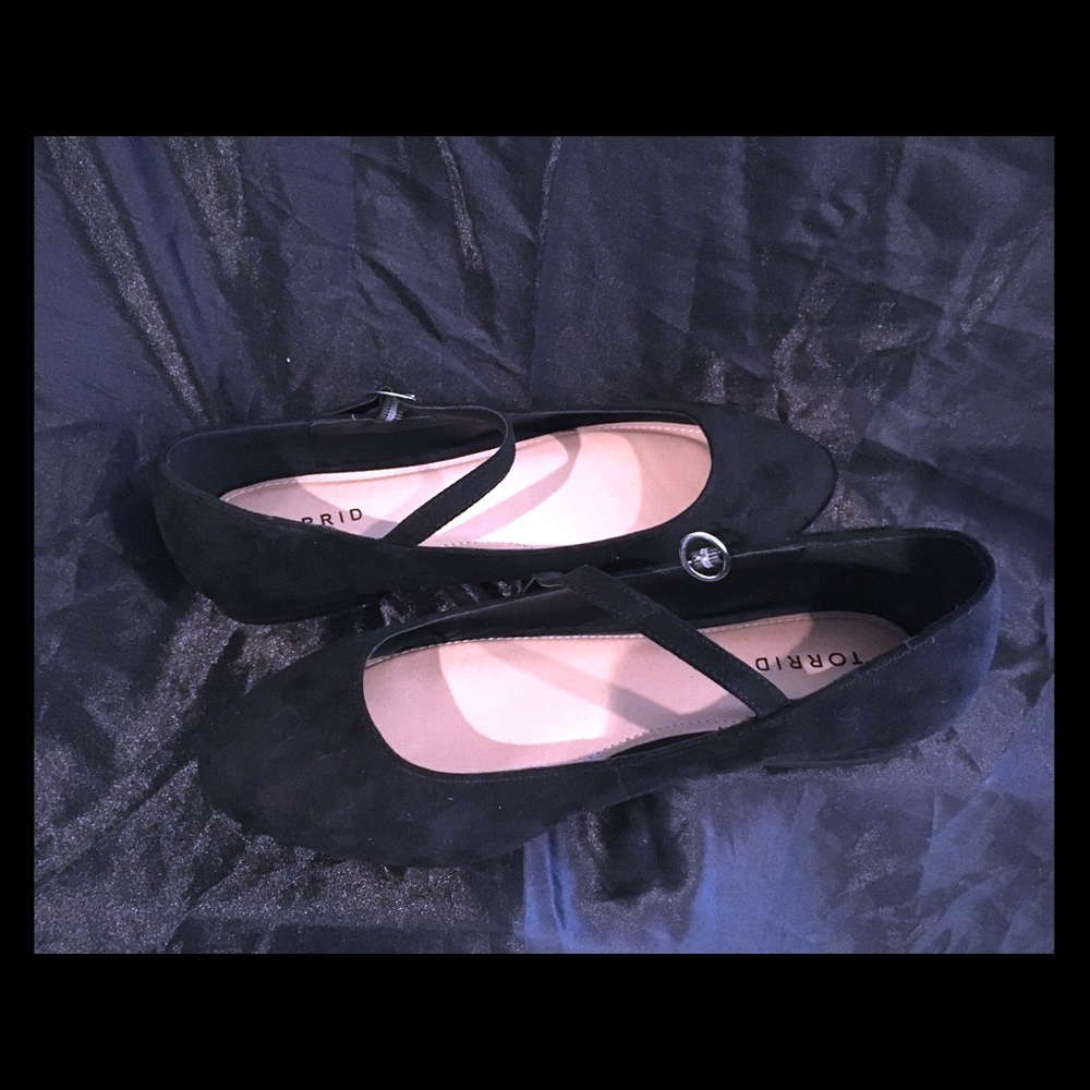 * New* Torrid Black Mary Jane Flats 11 W