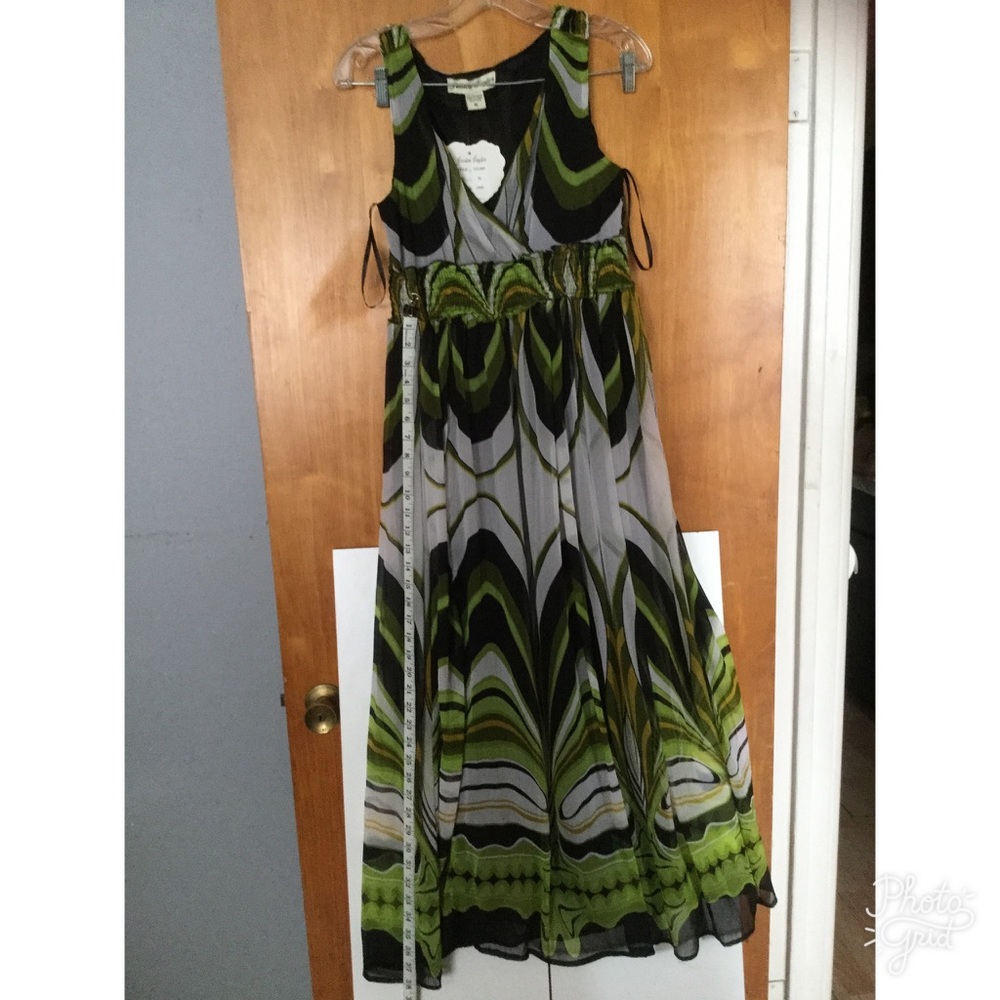 Beautiful maxi Dress new with tags