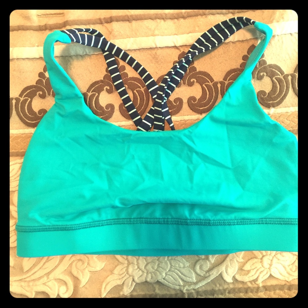 LULULEMON teal sports bra