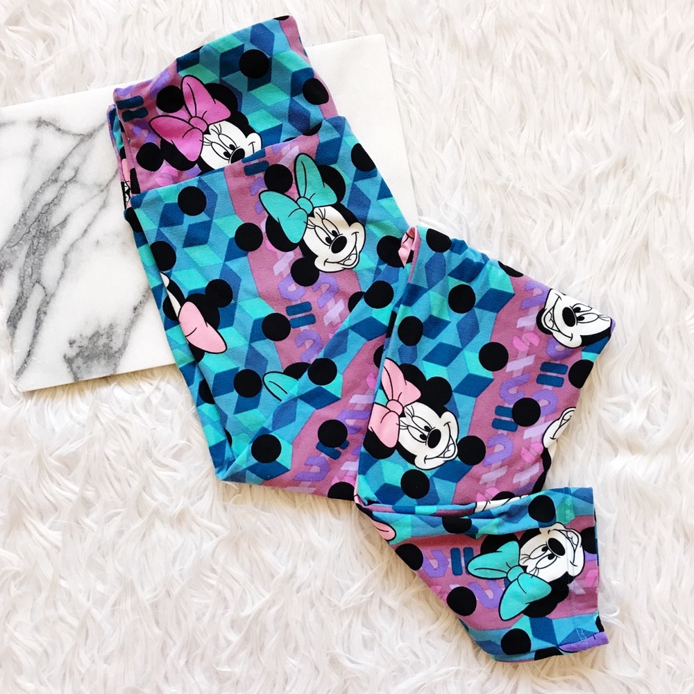 🦄🦄• LuLaRoe Disney Leggings