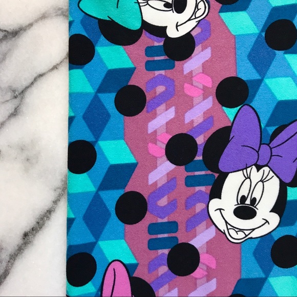 🦄🦄• LuLaRoe Disney Leggings - Picture 3 of 5