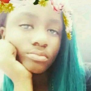 Meet your Posher, Savannah