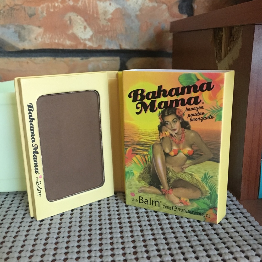NEW! Never used Bahama Mama Bronzer!