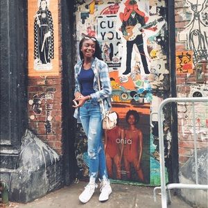 Meet your Posher, Tamia