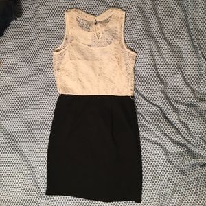 Slim, gorgeous lace dress