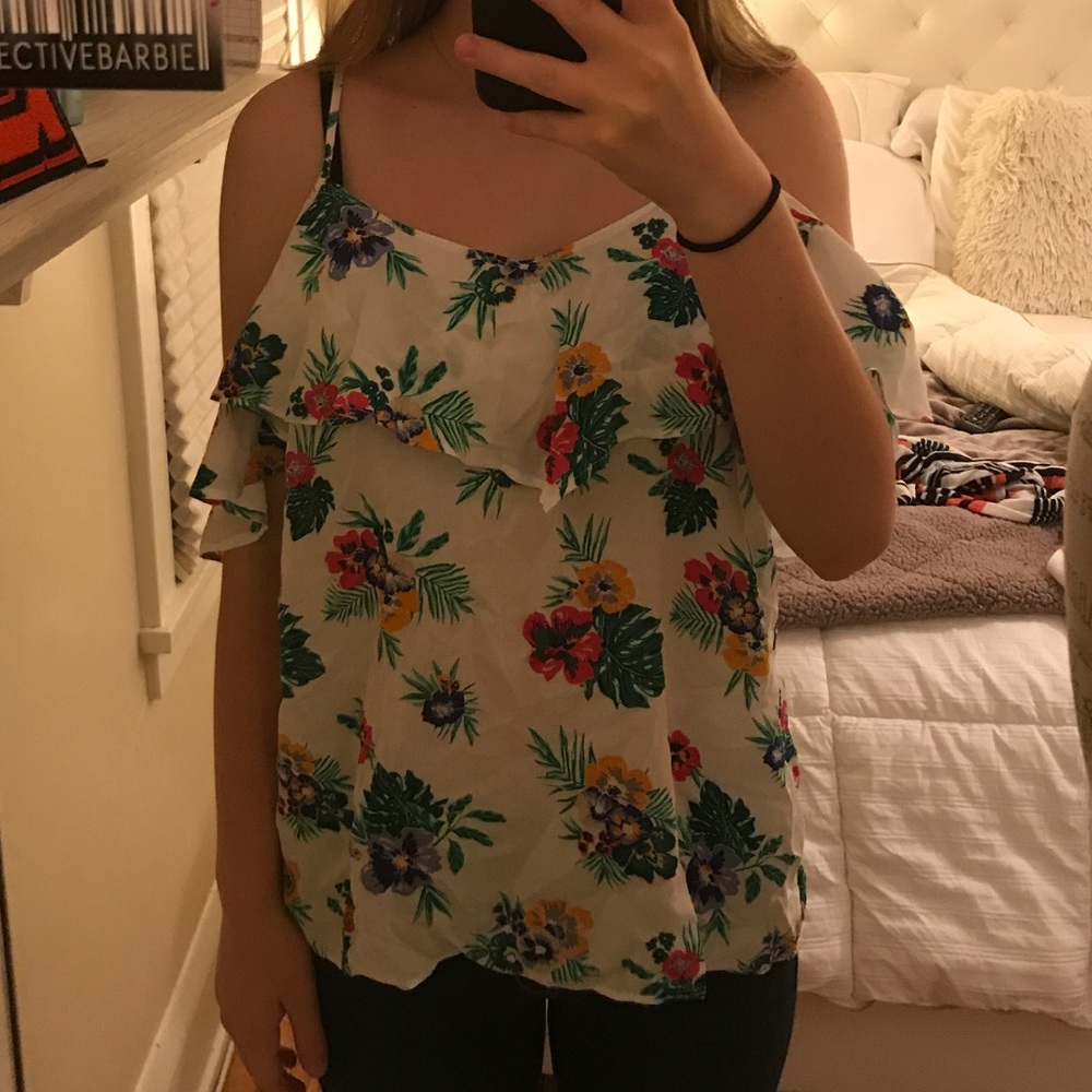 White floral flounce top