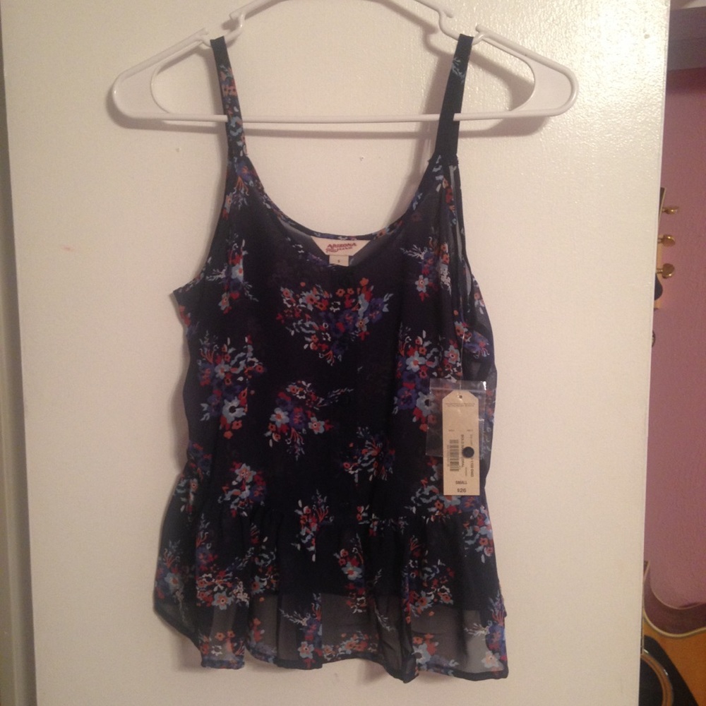 NWT Pretty Arizona Flower Blouse