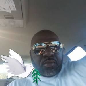 Meet your Posher, Lorenzo