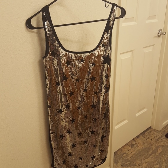 Black sequence dress - Picture 1 of 3