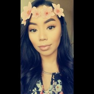 Meet your Posher, Dayanella