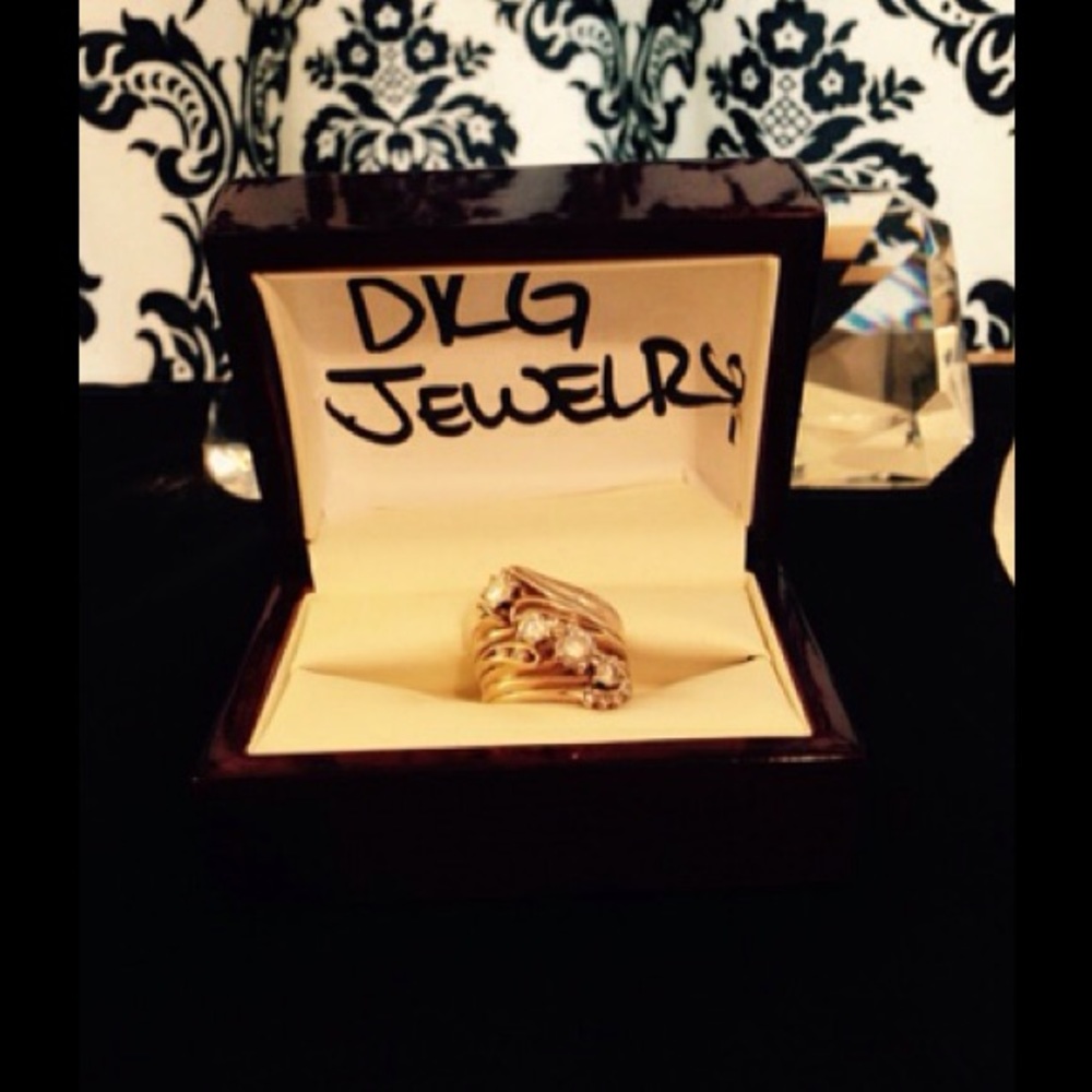 1.47 cttw ladies cast diamond ring