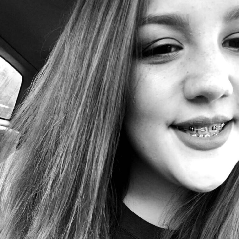 Meet your Posher, Makayla