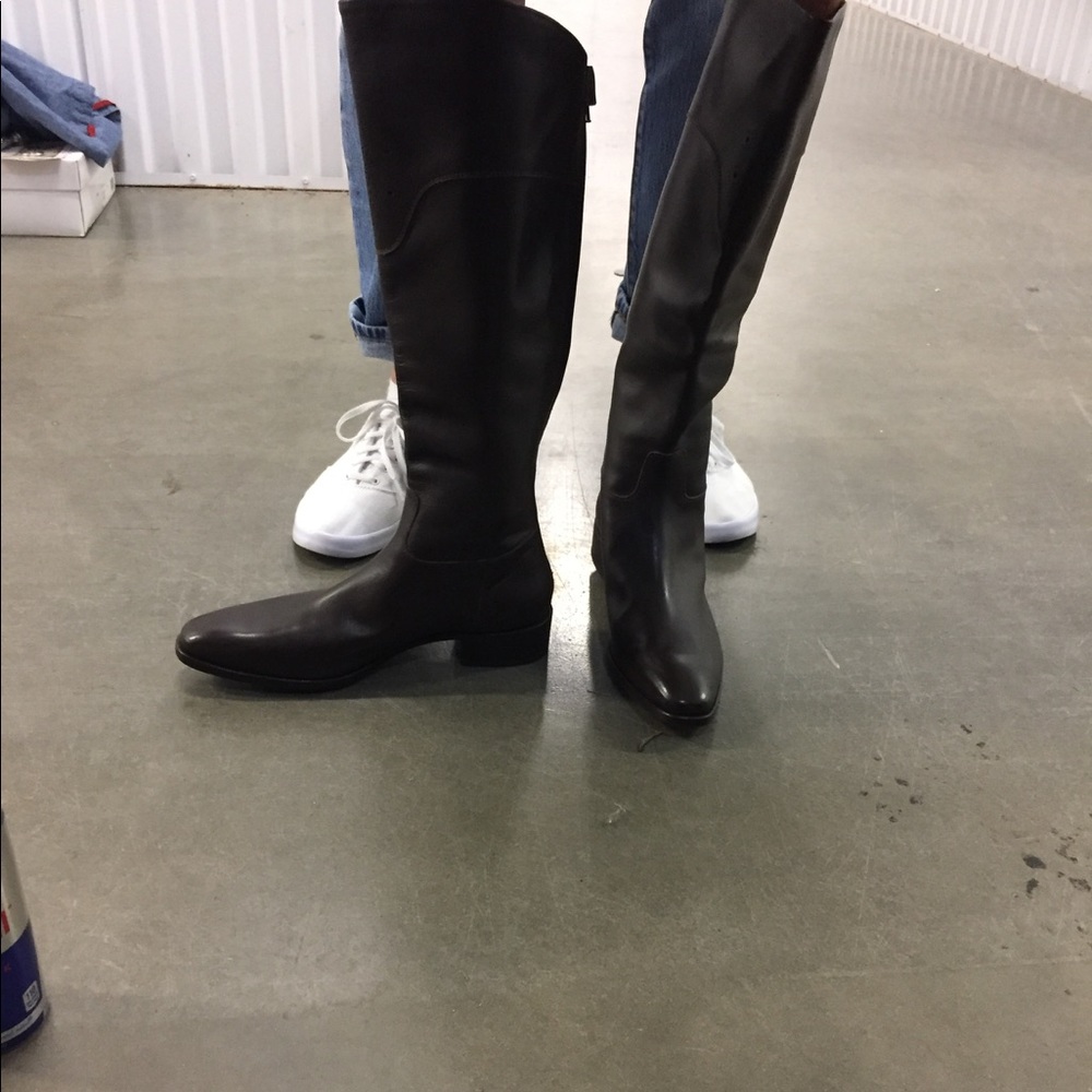 Brand new size 7 brown leather boots