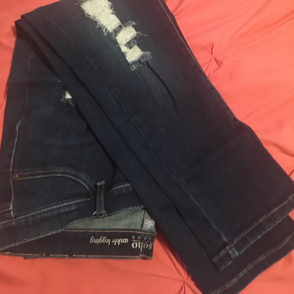 Jeans