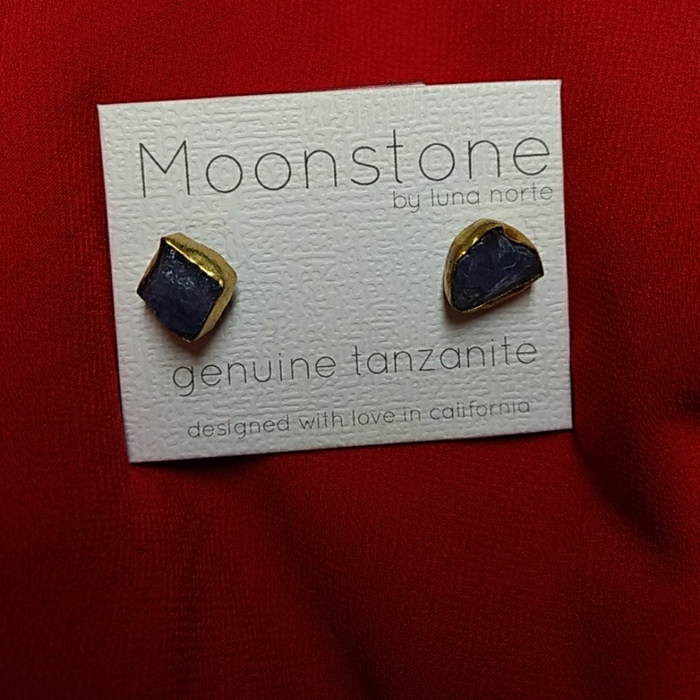 Moonstone Earrings by Luna Norte