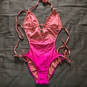 🍾SALE🍾BNWOT L.A. Hearts One Piece