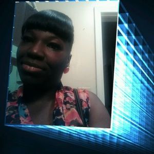 Meet your Posher, Renee