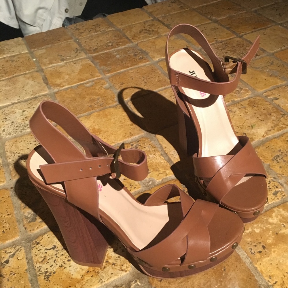 Pumps Brown Sandals