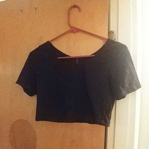 Crop top