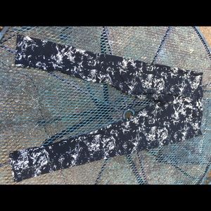 Black and white leggings